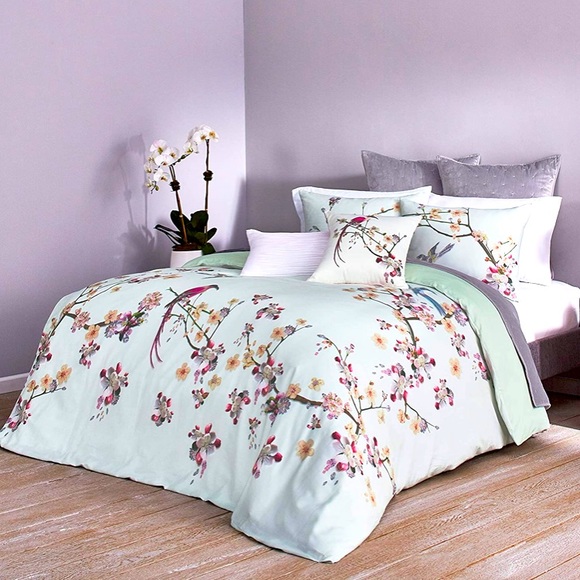 Ted Baker Other - NWT  Ted Baker Flight of the Orient Mint Duvet Set King